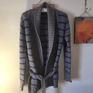 Steve & Barry's Med Gray and Blue stripe sweater